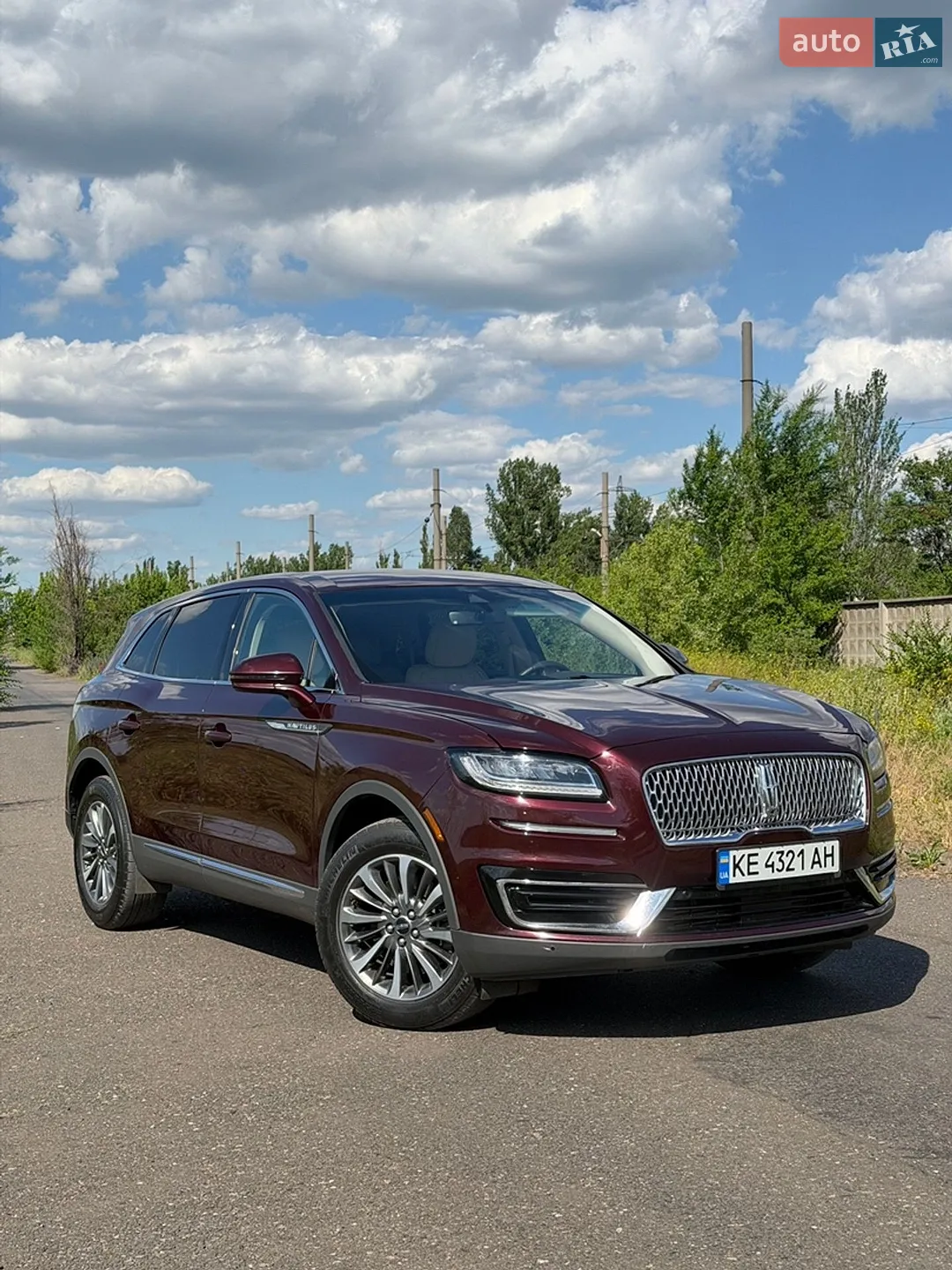2019 Lincoln Nautilus - мініатюра 3