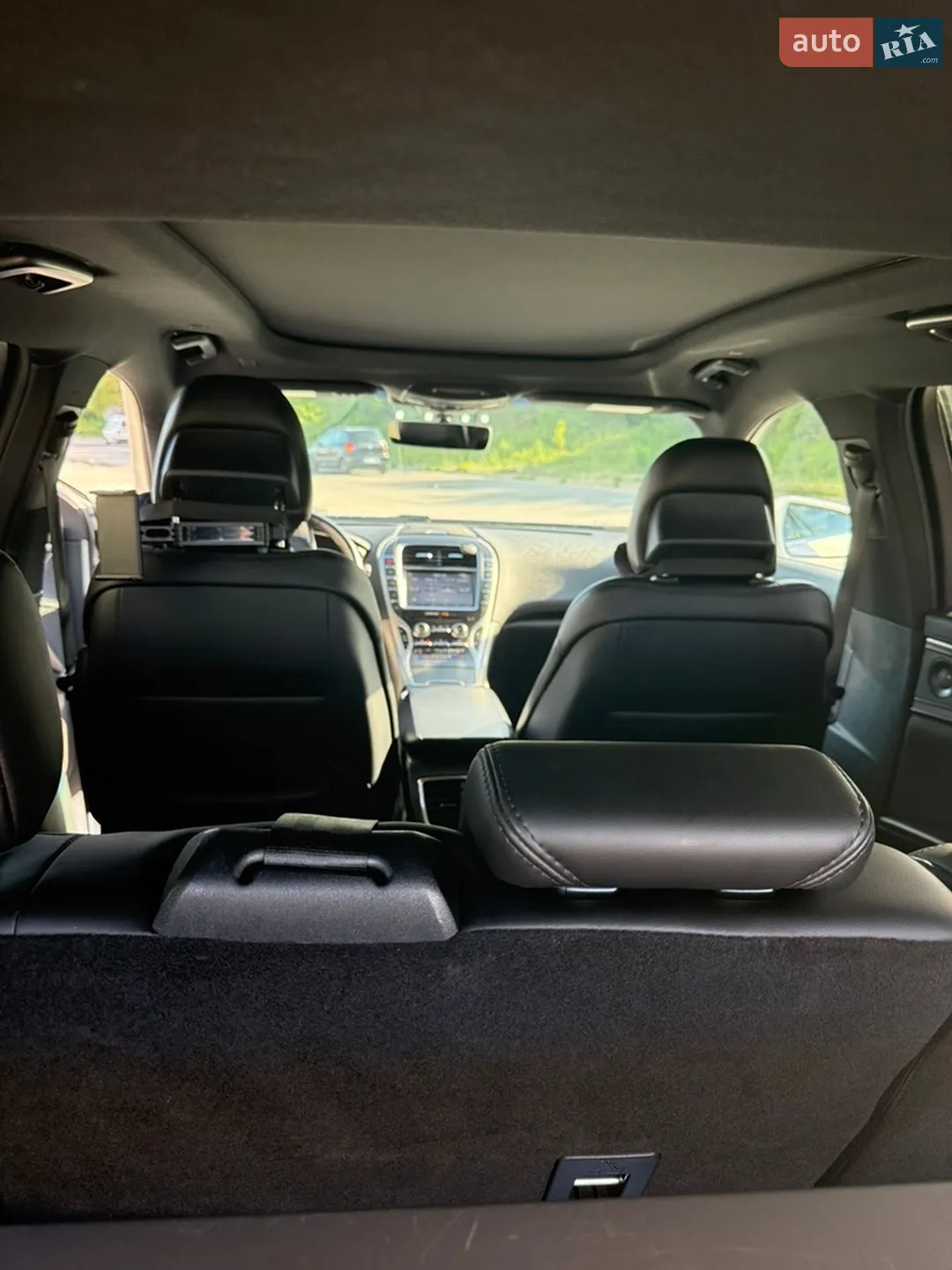 2019 Lincoln Nautilus - мініатюра 13