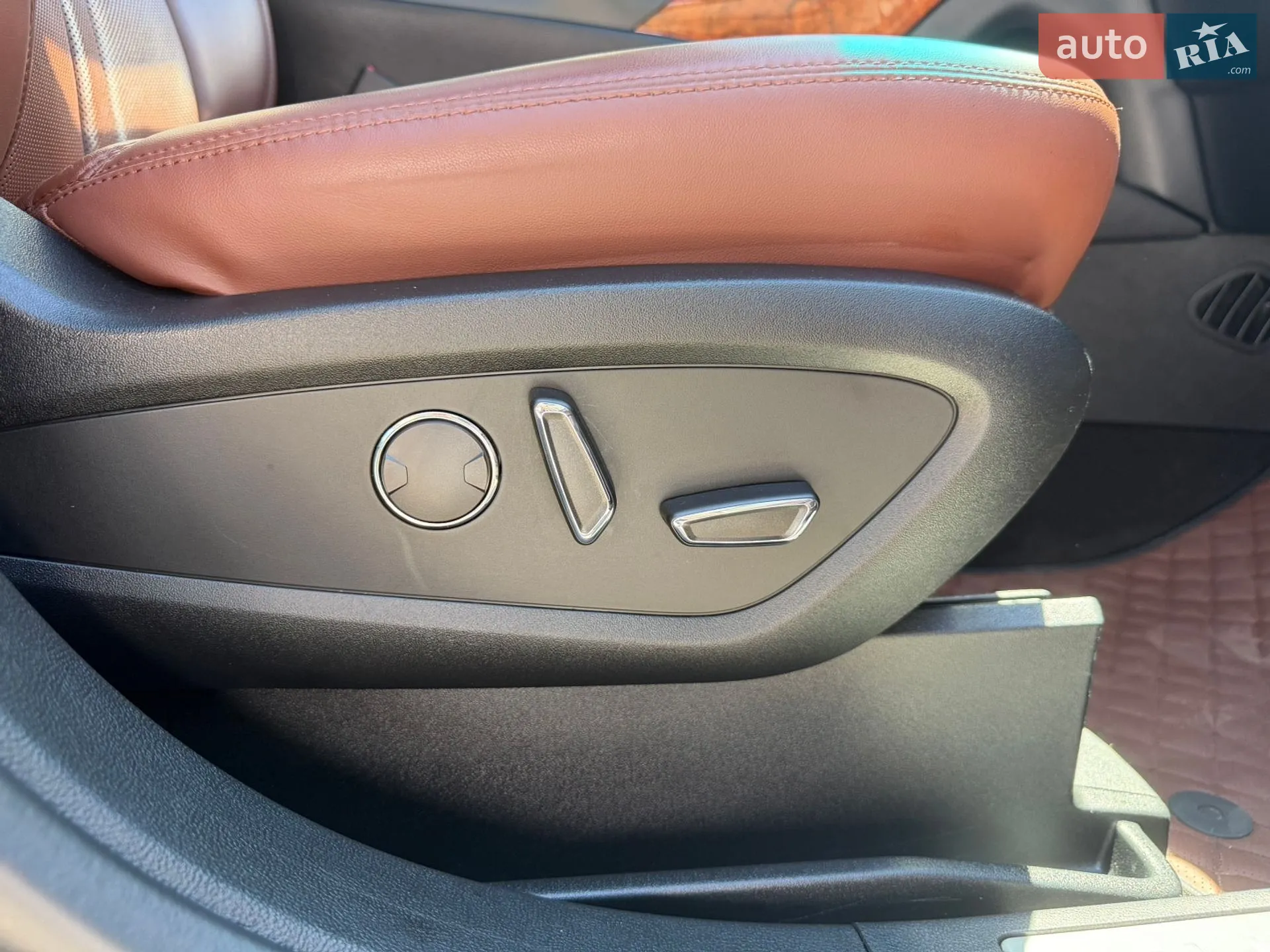 2018 Lincoln Nautilus - мініатюра 10