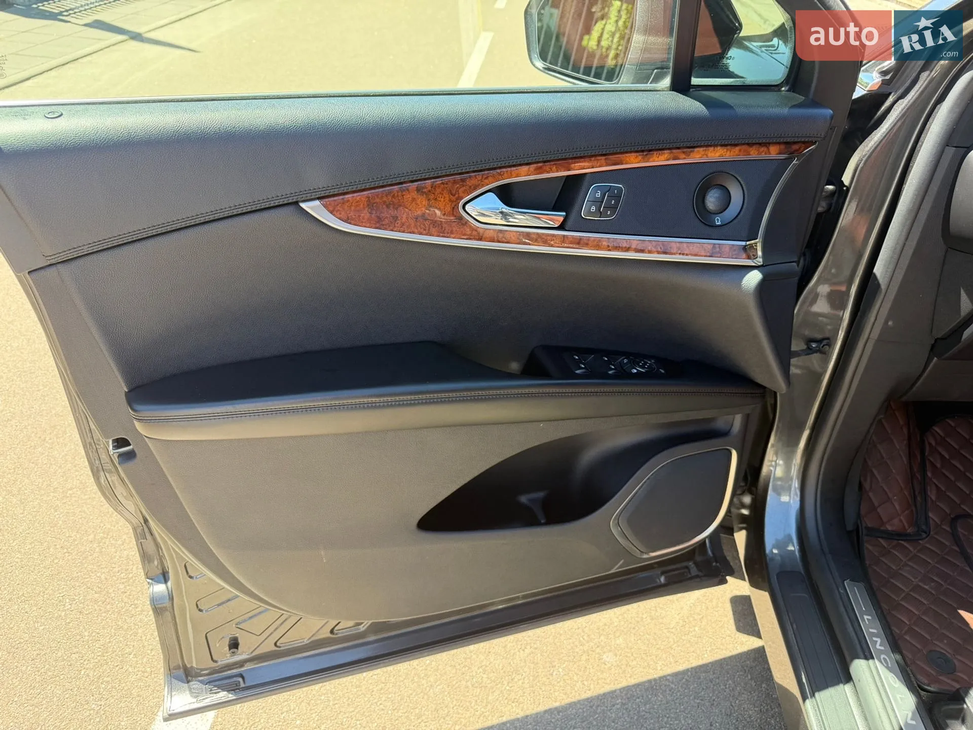 2018 Lincoln Nautilus - мініатюра 27