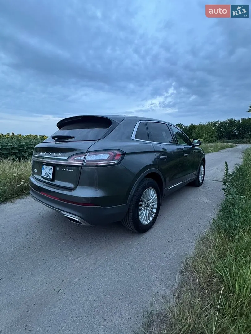 2019 Lincoln Nautilus - мініатюра 15