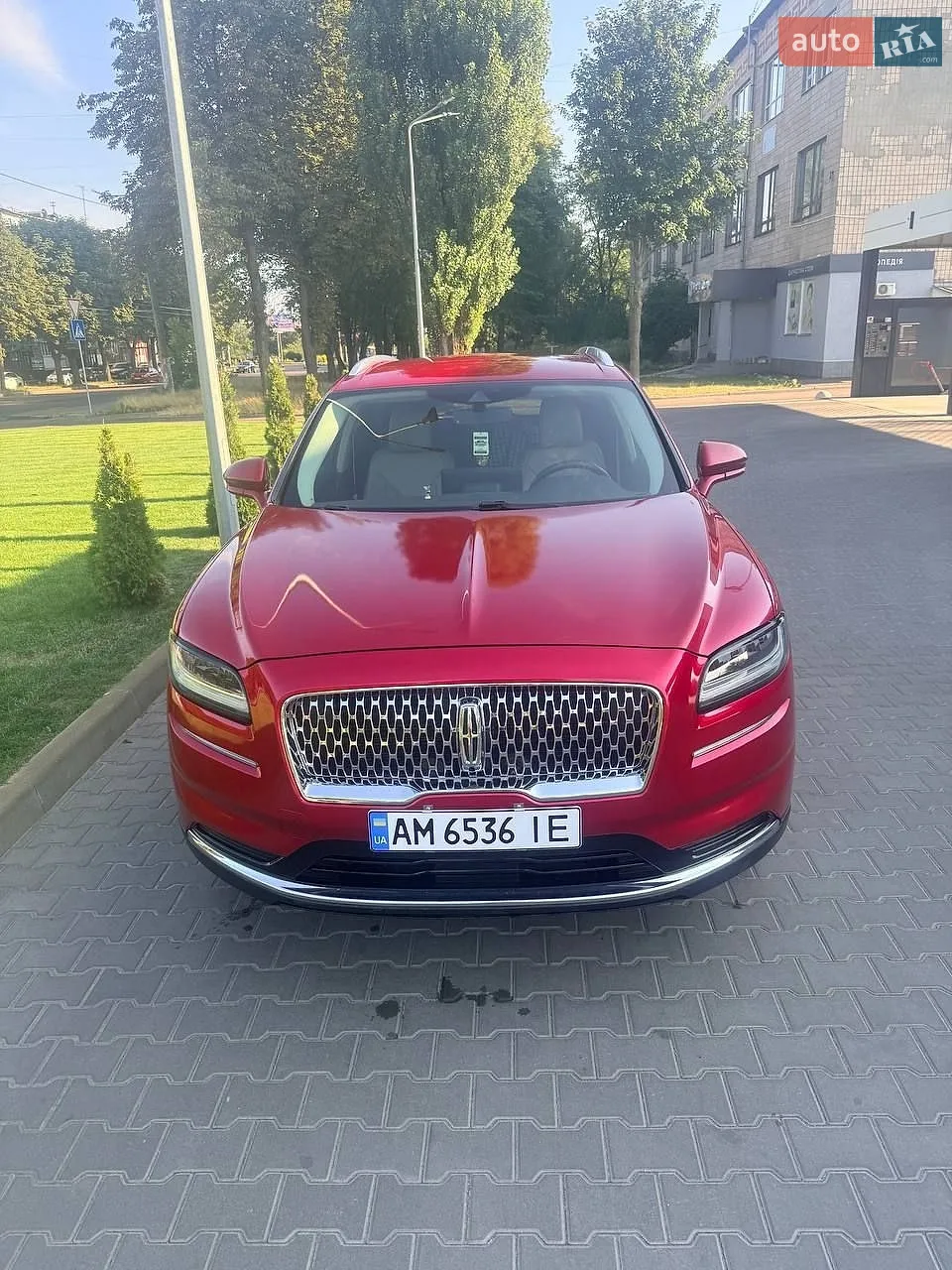 2021 Lincoln Nautilus - мініатюра 2