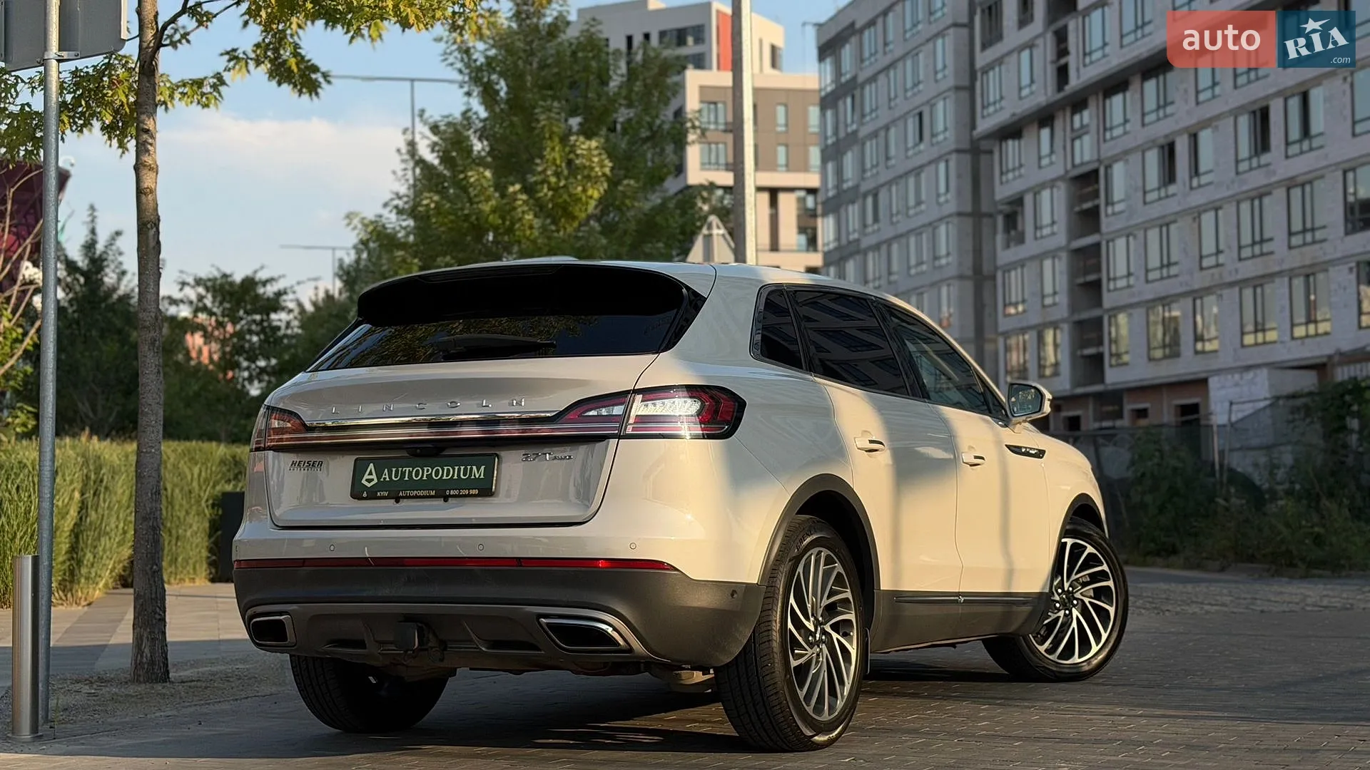2018 Lincoln Nautilus - мініатюра 17