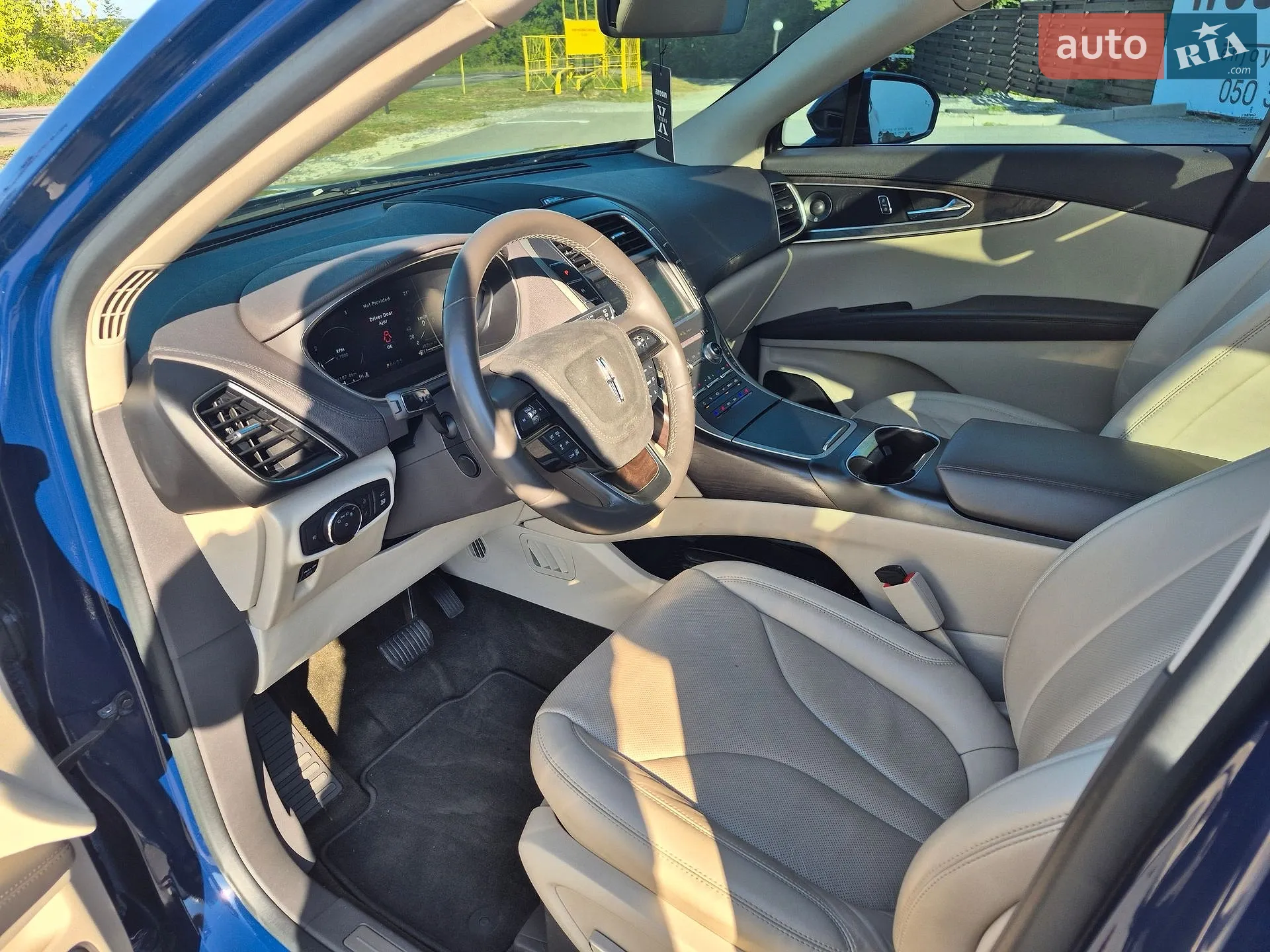 2019 Lincoln Nautilus - мініатюра 6