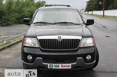 Внедорожник / Кроссовер Lincoln Navigator 2003 в 