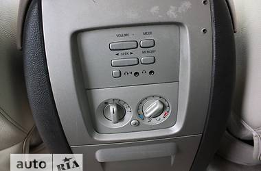 Внедорожник / Кроссовер Lincoln Navigator 2003 в 