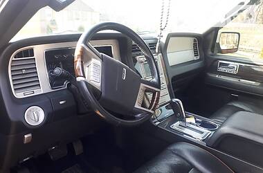 Внедорожник / Кроссовер Lincoln Navigator 2008 в 