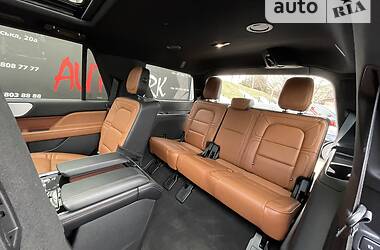 Внедорожник / Кроссовер Lincoln Navigator 2019 в Киеве