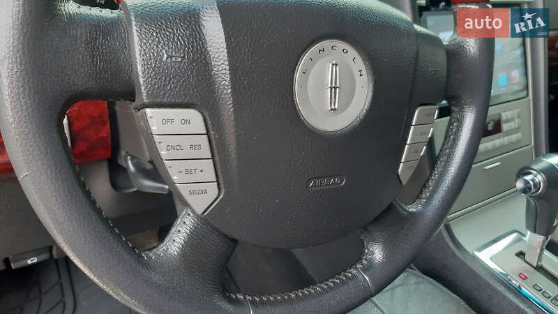 Позашляховик / Кросовер Lincoln Navigator 2006 в Харкові