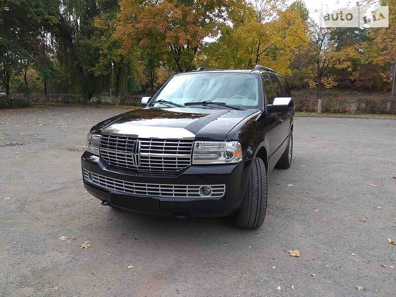 Позашляховик / Кросовер Lincoln Navigator 2011 в Тернополі