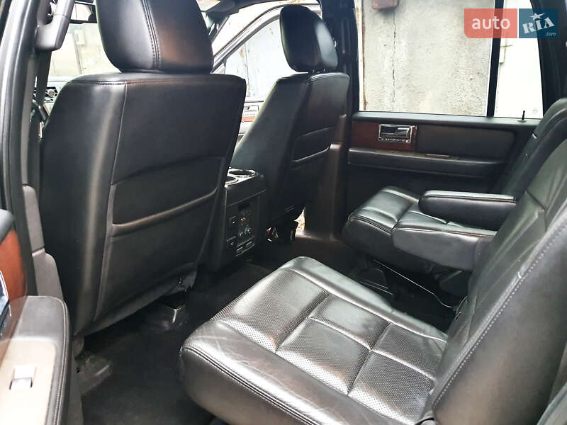 Внедорожник / Кроссовер Lincoln Navigator 2012 в Луцке