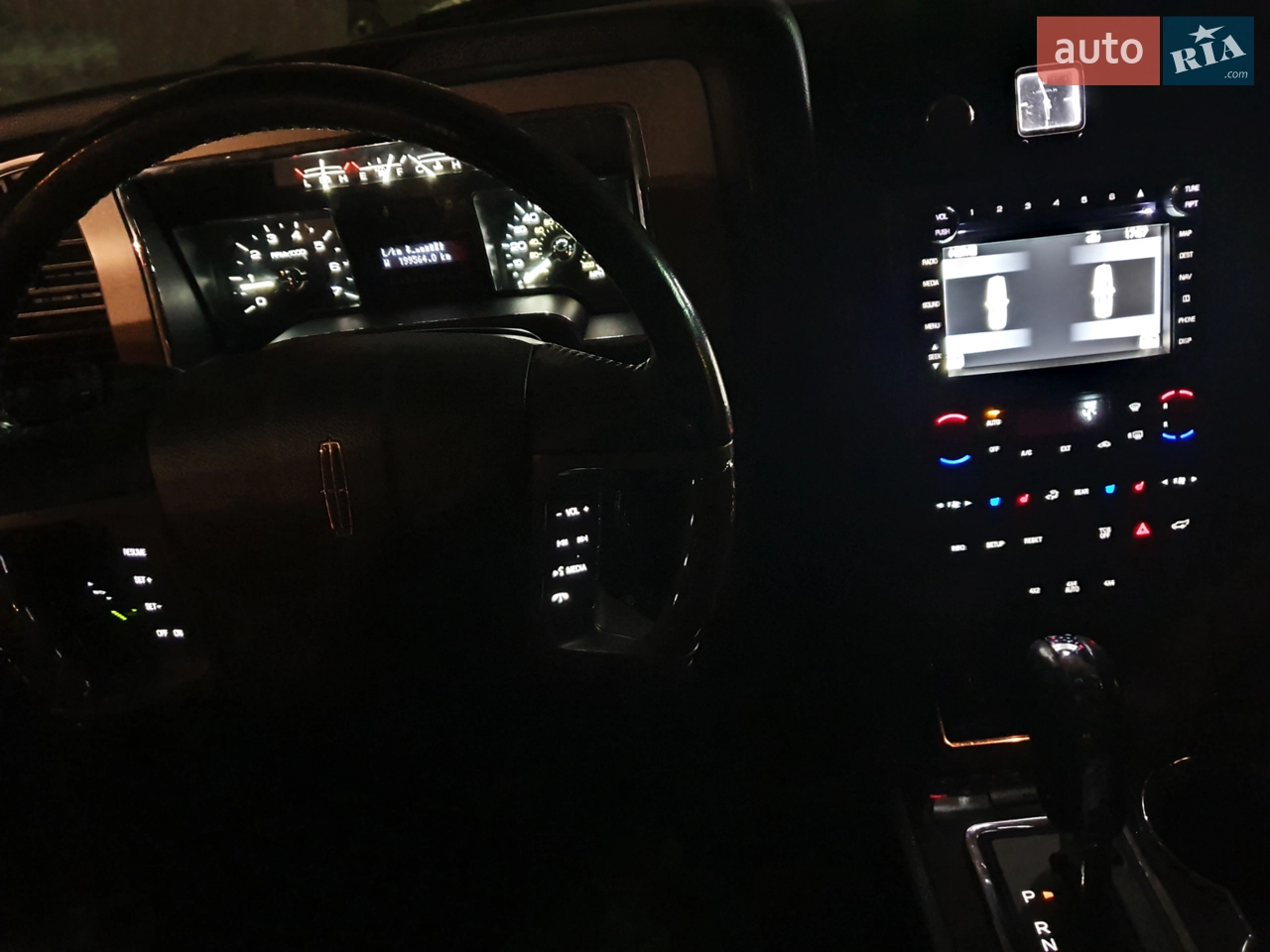 2012 Lincoln Navigator - мініатюра 33