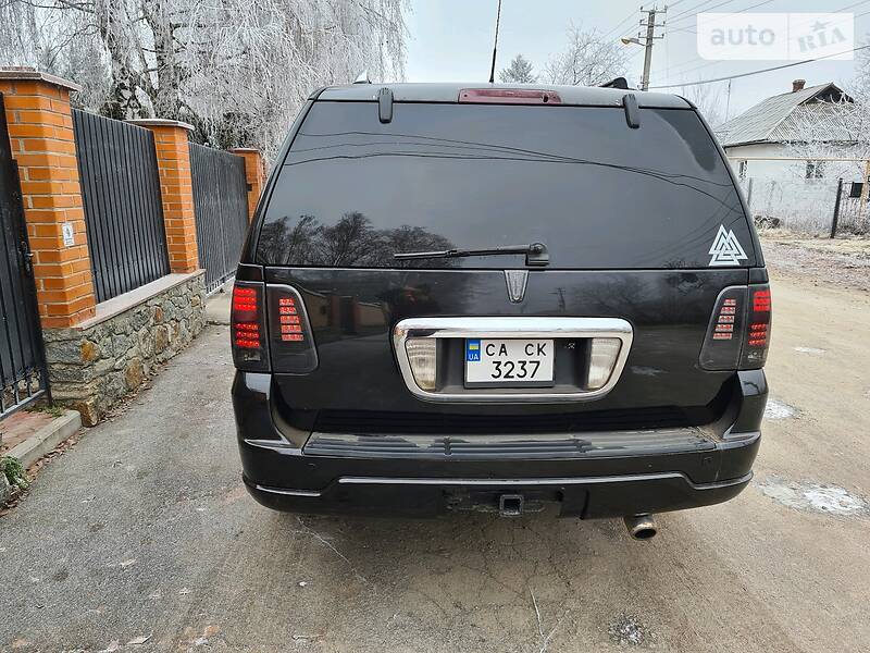 Позашляховик / Кросовер Lincoln Navigator 2003 в Умані фото 8 Позашляховик / Кросовер Lincoln Navigator 2003 в Умані