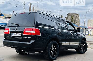 Внедорожник / Кроссовер Lincoln Navigator 2012 в Киеве