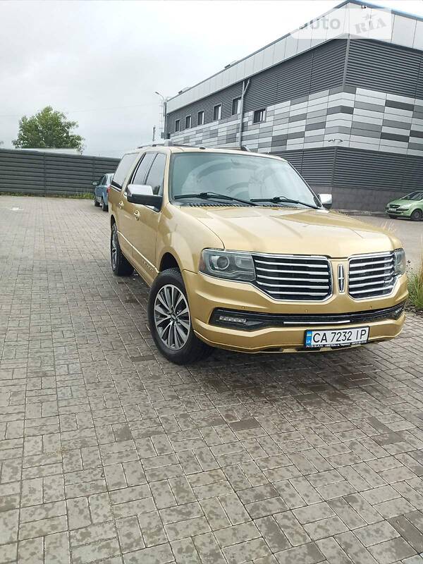 Lincoln Navigator