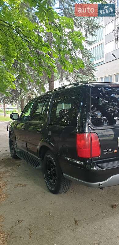 Внедорожник / Кроссовер Lincoln Navigator 2001 в Киеве