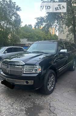 Внедорожник / Кроссовер Lincoln Navigator 2007 в Киеве