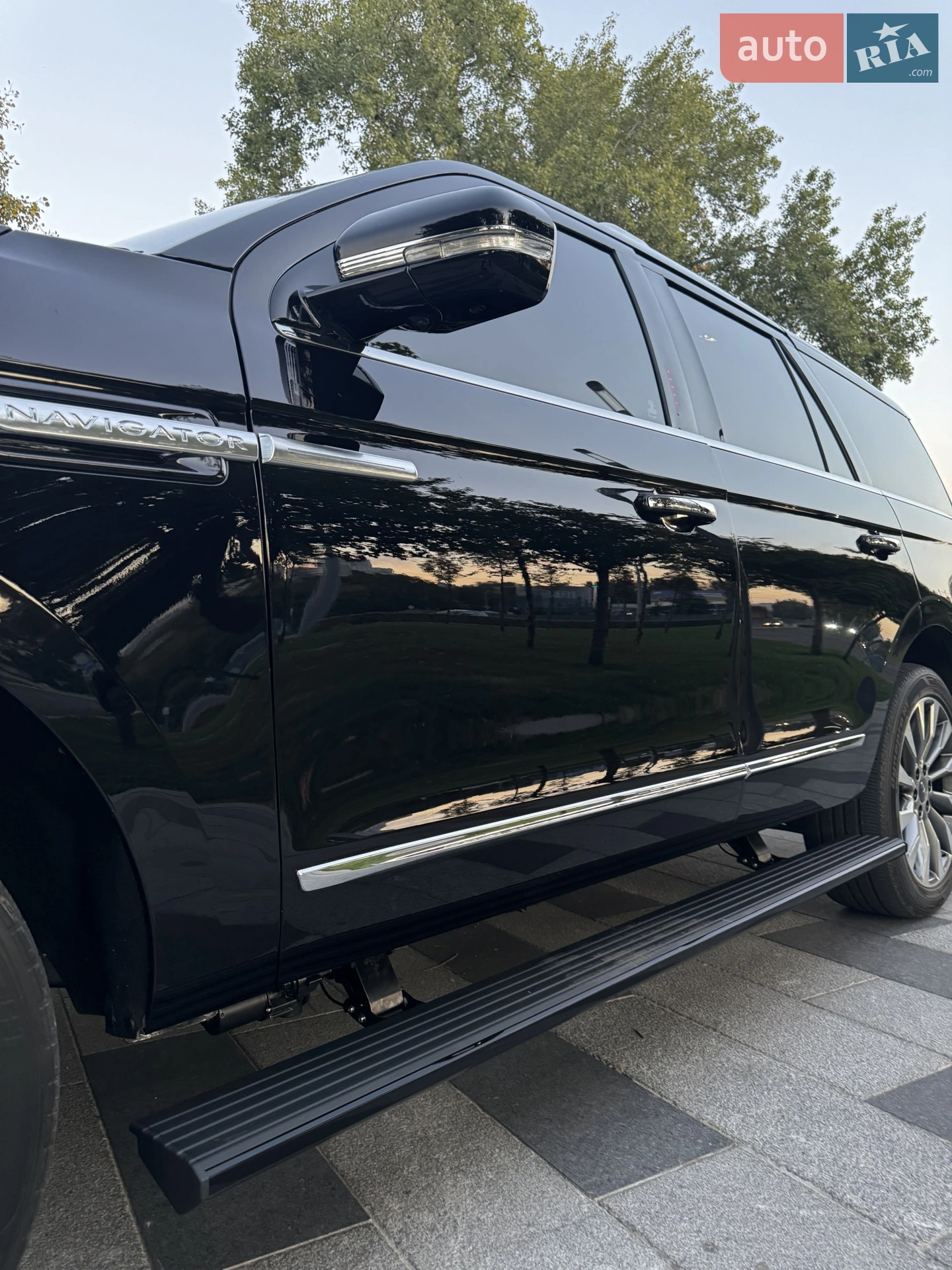 2019 Lincoln Navigator - мініатюра 14