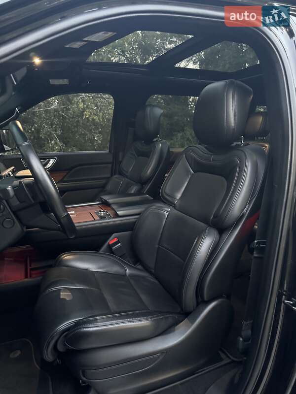 Позашляховик / Кросовер Lincoln Navigator 2019 в Дніпрі