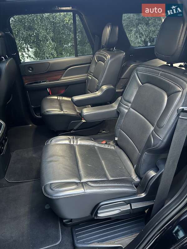 Позашляховик / Кросовер Lincoln Navigator 2019 в Дніпрі