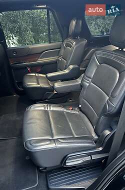 Внедорожник / Кроссовер Lincoln Navigator 2019 в 