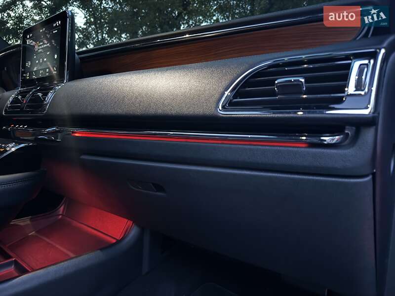 Позашляховик / Кросовер Lincoln Navigator 2019 в Дніпрі