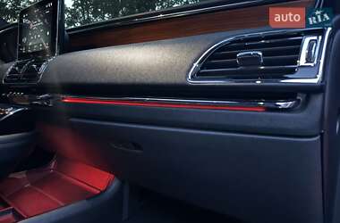 Внедорожник / Кроссовер Lincoln Navigator 2019 в 