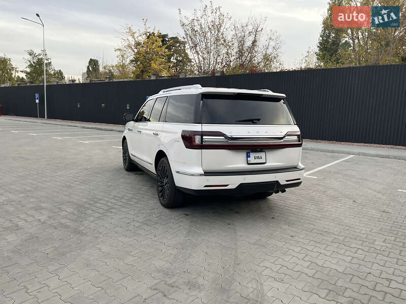 Внедорожник / Кроссовер Lincoln Navigator 2018 в Киеве