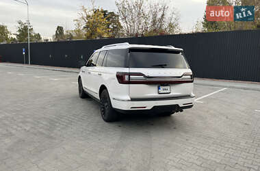Внедорожник / Кроссовер Lincoln Navigator 2018 в 
