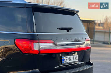 Внедорожник / Кроссовер Lincoln Navigator 2019 в 
