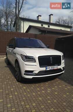 Внедорожник / Кроссовер Lincoln Navigator 2018 в 