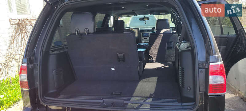 Внедорожник / Кроссовер Lincoln Navigator 2006 в Харькове