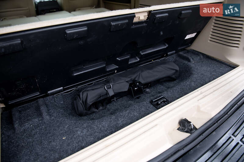 Позашляховик / Кросовер Lincoln Navigator 2015 в Львові фото 35 Позашляховик / Кросовер Lincoln Navigator 2015 в Львові