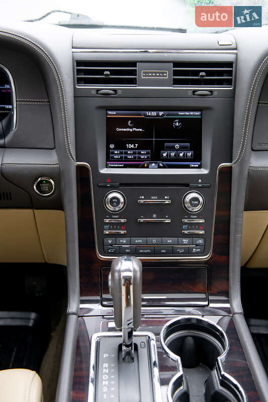 Позашляховик / Кросовер Lincoln Navigator 2015 в Львові фото 41 Позашляховик / Кросовер Lincoln Navigator 2015 в Львові
