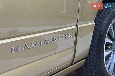 Внедорожник / Кроссовер Lincoln Navigator 2015 в 
