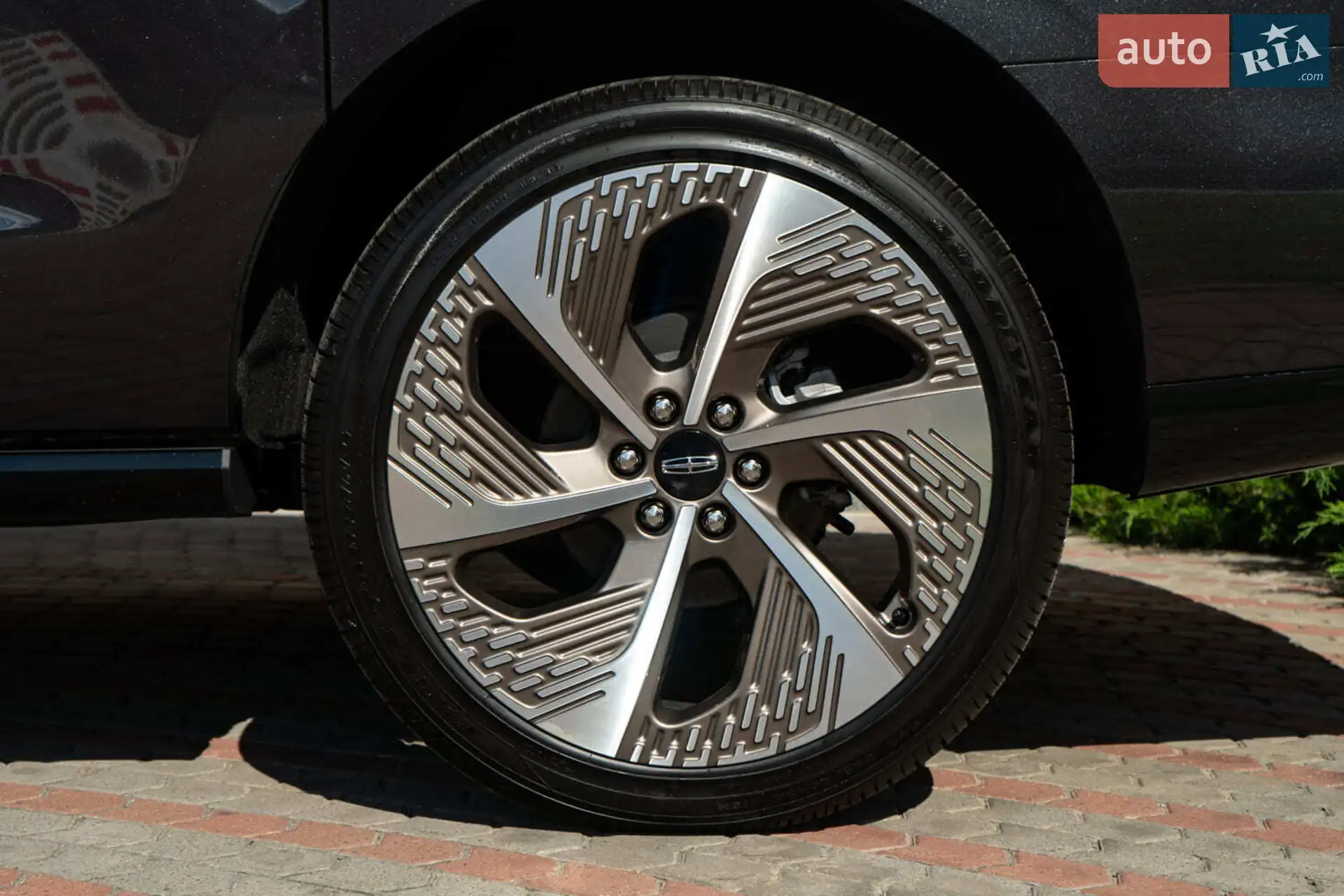 2025 Lincoln Navigator - мініатюра 6