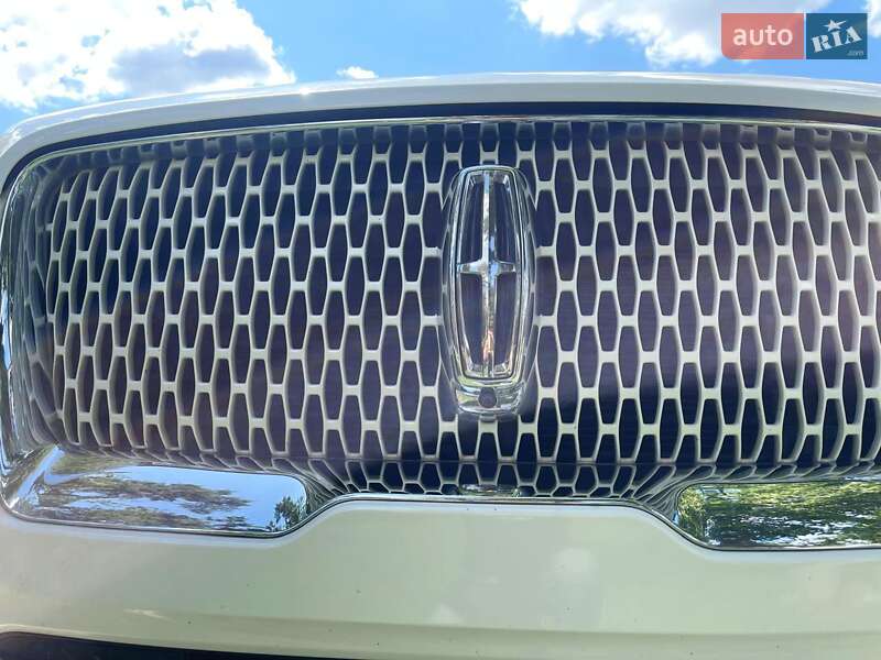 Внедорожник / Кроссовер Lincoln Navigator 2019 в Харькове