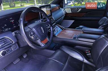 Внедорожник / Кроссовер Lincoln Navigator 2019 в 