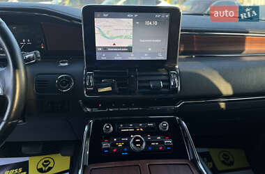 Внедорожник / Кроссовер Lincoln Navigator 2020 в 