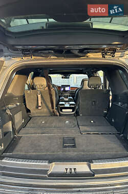 Позашляховик / Кросовер Lincoln Navigator 2019 в 