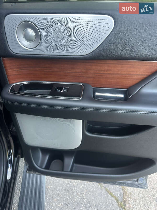 Внедорожник / Кроссовер Lincoln Navigator 2019 в Кременчуге