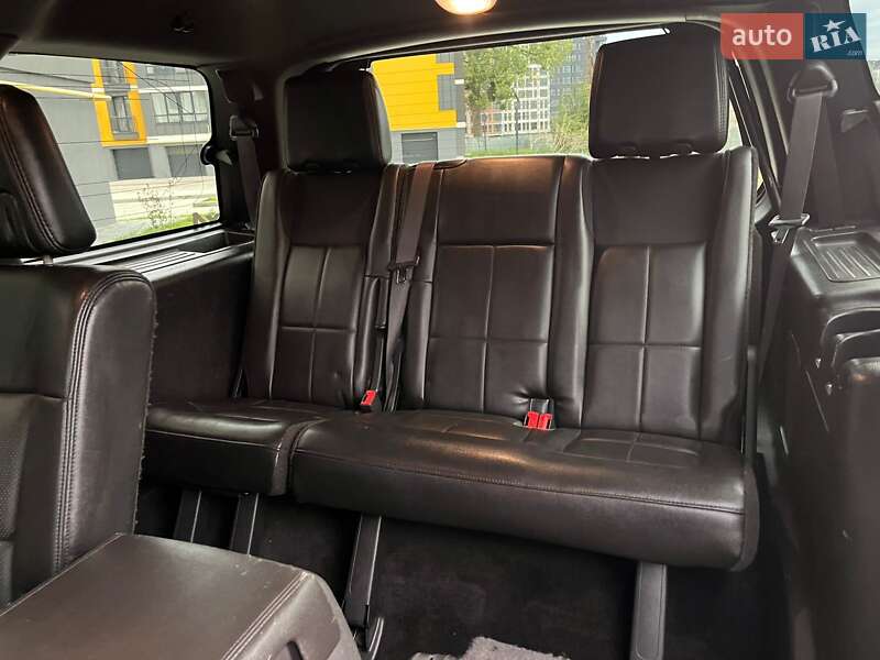 Позашляховик / Кросовер Lincoln Navigator 2010 в Києві