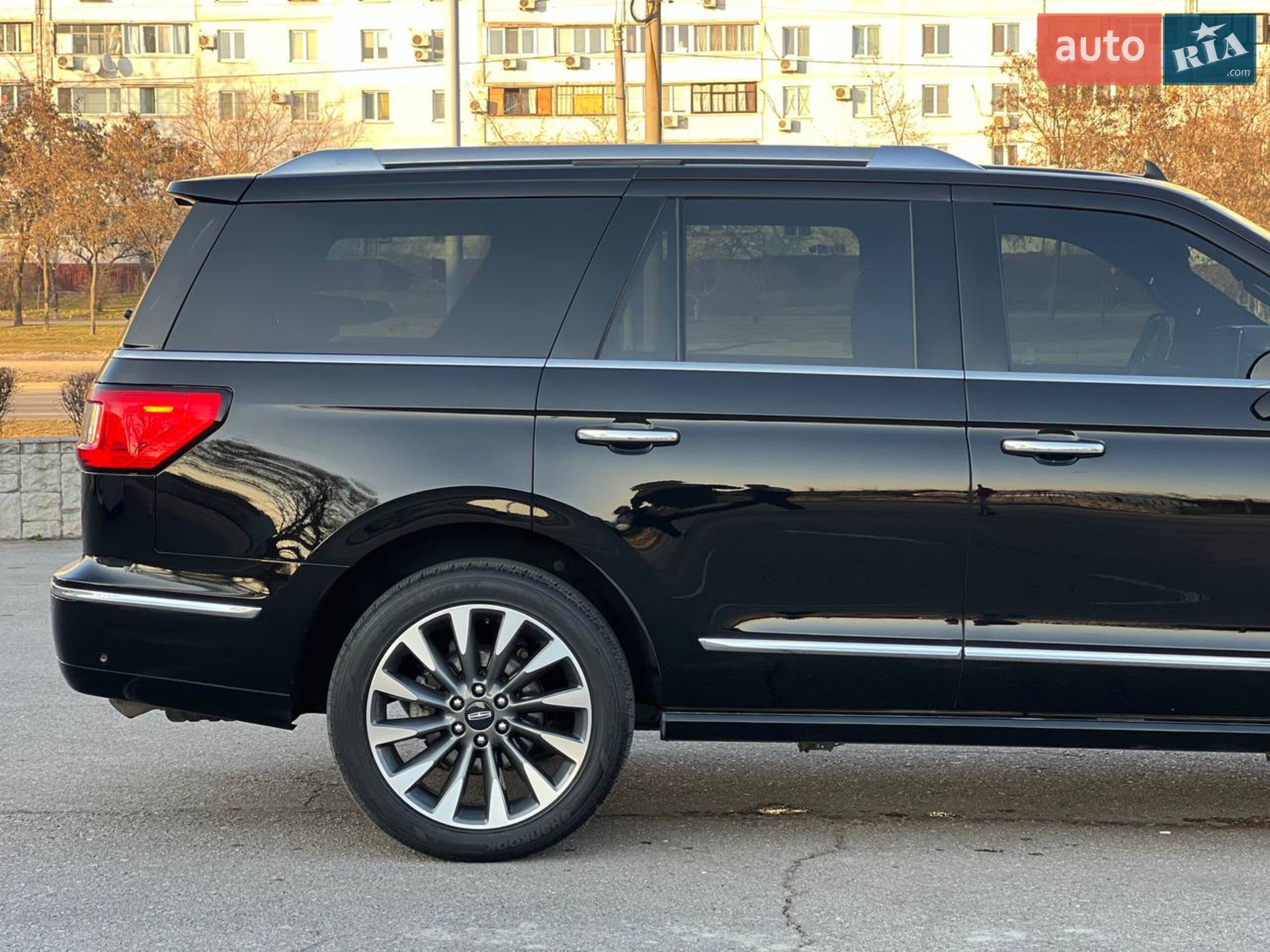 2019 Lincoln Navigator - мініатюра 7