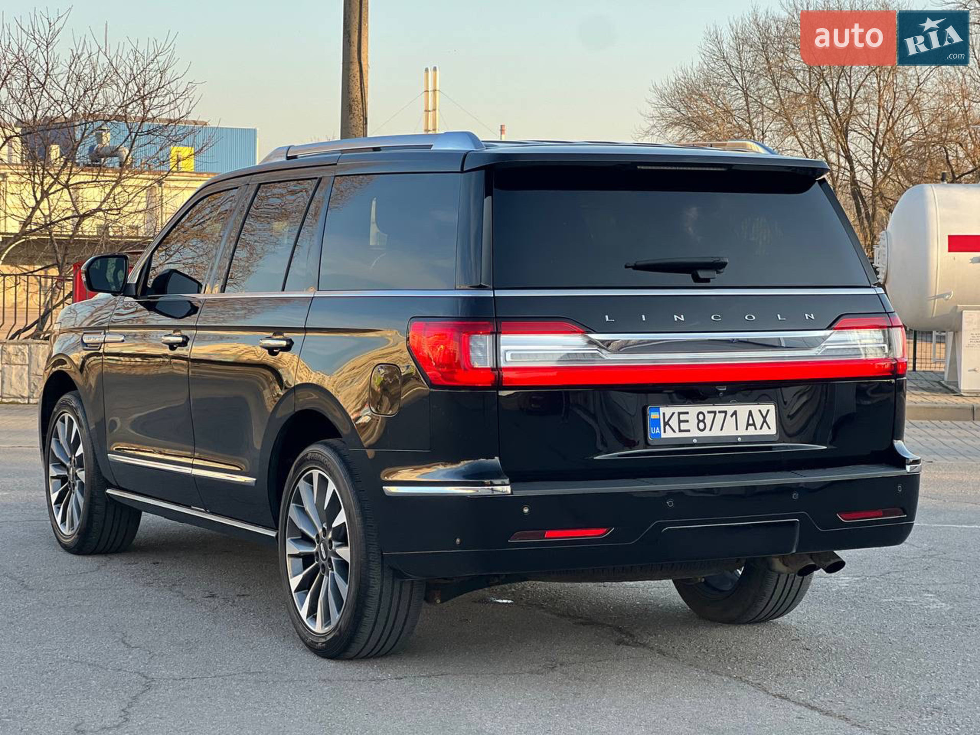 2019 Lincoln Navigator - мініатюра 8