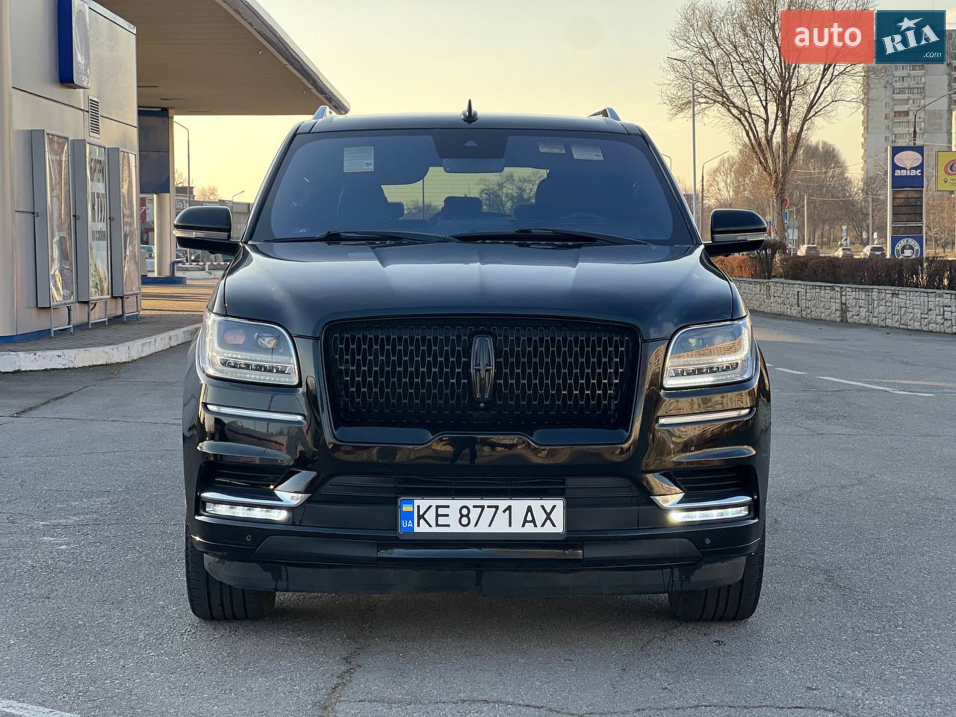 2019 Lincoln Navigator - мініатюра 25