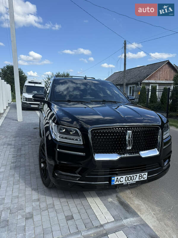 Позашляховик / Кросовер Lincoln Navigator 2020 в Володимирі фото 3 Позашляховик / Кросовер Lincoln Navigator 2020 в Володимирі