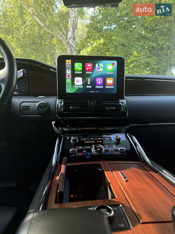 Позашляховик / Кросовер Lincoln Navigator 2020 в Володимирі фото 10 Позашляховик / Кросовер Lincoln Navigator 2020 в Володимирі