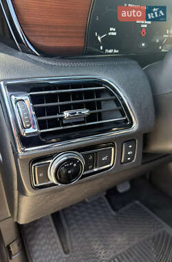 Внедорожник / Кроссовер Lincoln Navigator 2020 в 