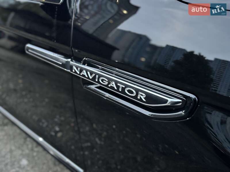 Внедорожник / Кроссовер Lincoln Navigator 2018 в Киеве фото 27 Внедорожник / Кроссовер Lincoln Navigator 2018 в Киеве