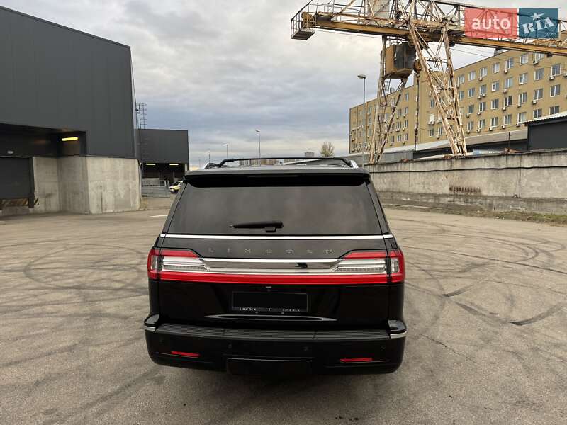 Внедорожник / Кроссовер Lincoln Navigator 2018 в Киеве фото 23 Внедорожник / Кроссовер Lincoln Navigator 2018 в Киеве